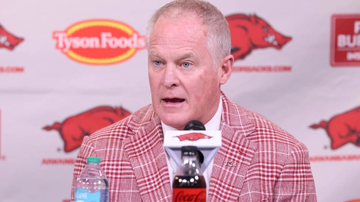 University of Arkansas will discontinue men's and women's tennis programs