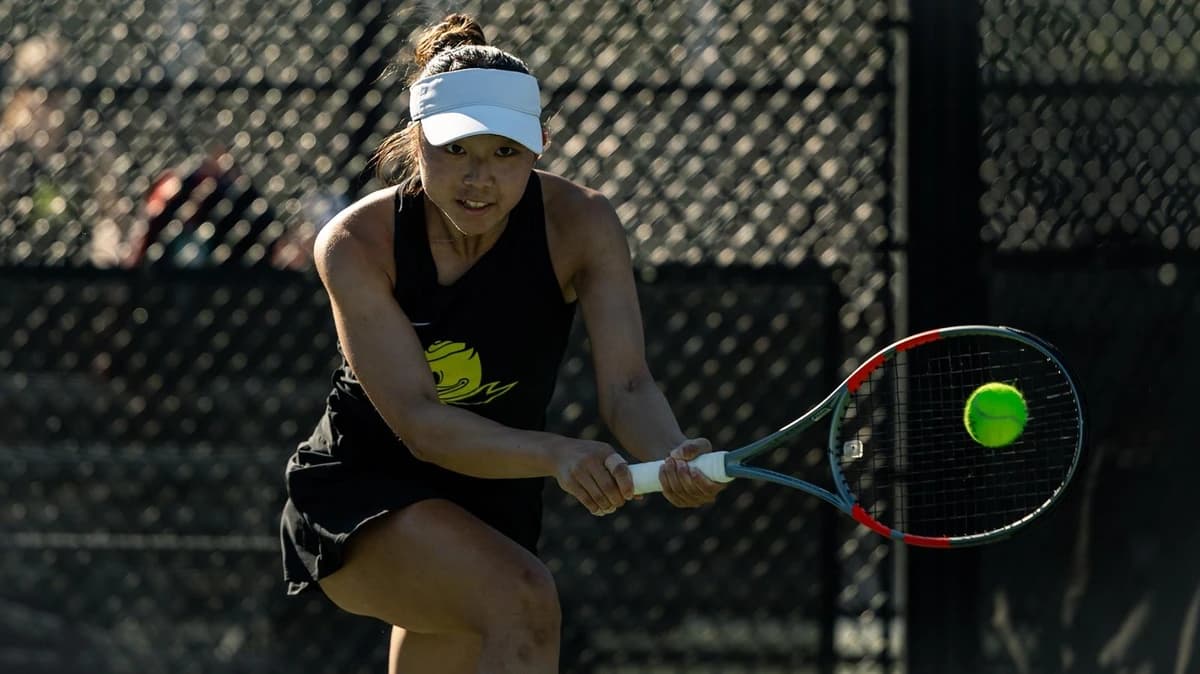 UO With Strong Finish to Duck Invitational