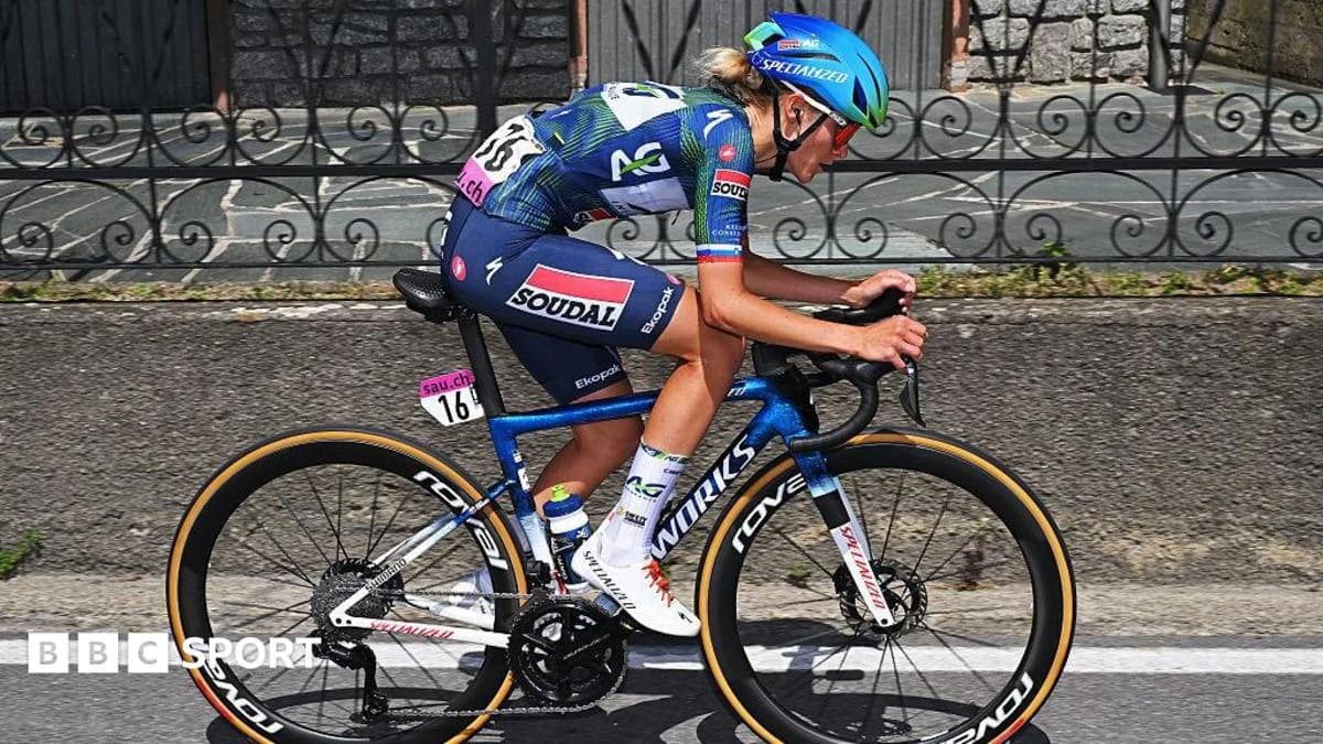 Urska Zigart suffers fractured jaw in heavy crash at Tour de Suisse Femmes