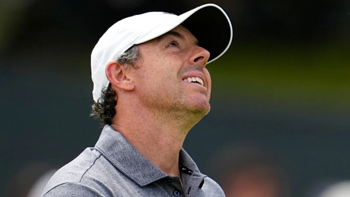 US Open golf: Wyndham Clark holds halfway lead as Rory McIlroy slips back after rollercoaster round