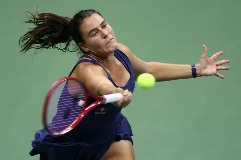 US tennis star Navarro reveals health battle, ends season