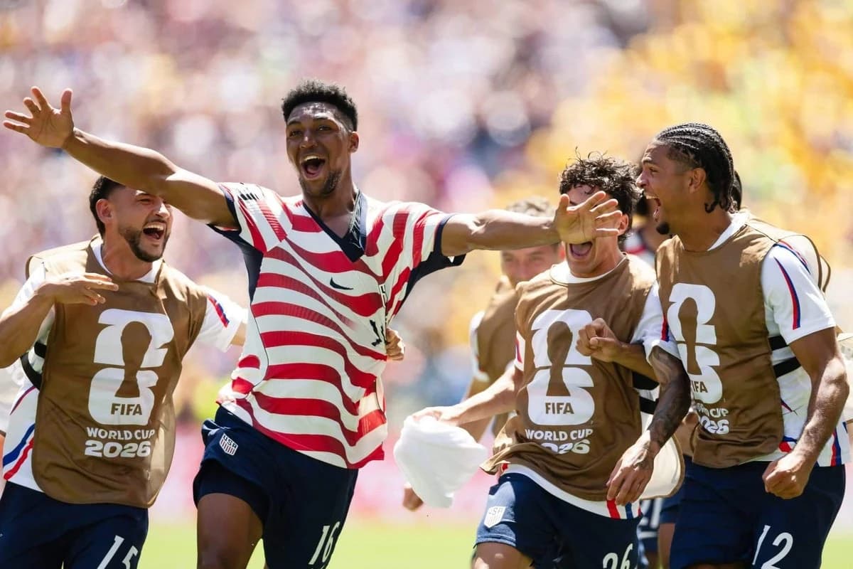 USMNT beats Australia, soars into World Cup knockout stage; How’d they do it without Pulisic? - The