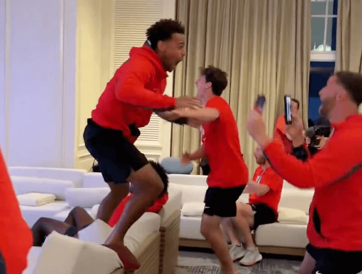 USMNT players completely lose it watching historic Knicks NBA Finals comeback vs. Spurs - The Athlet