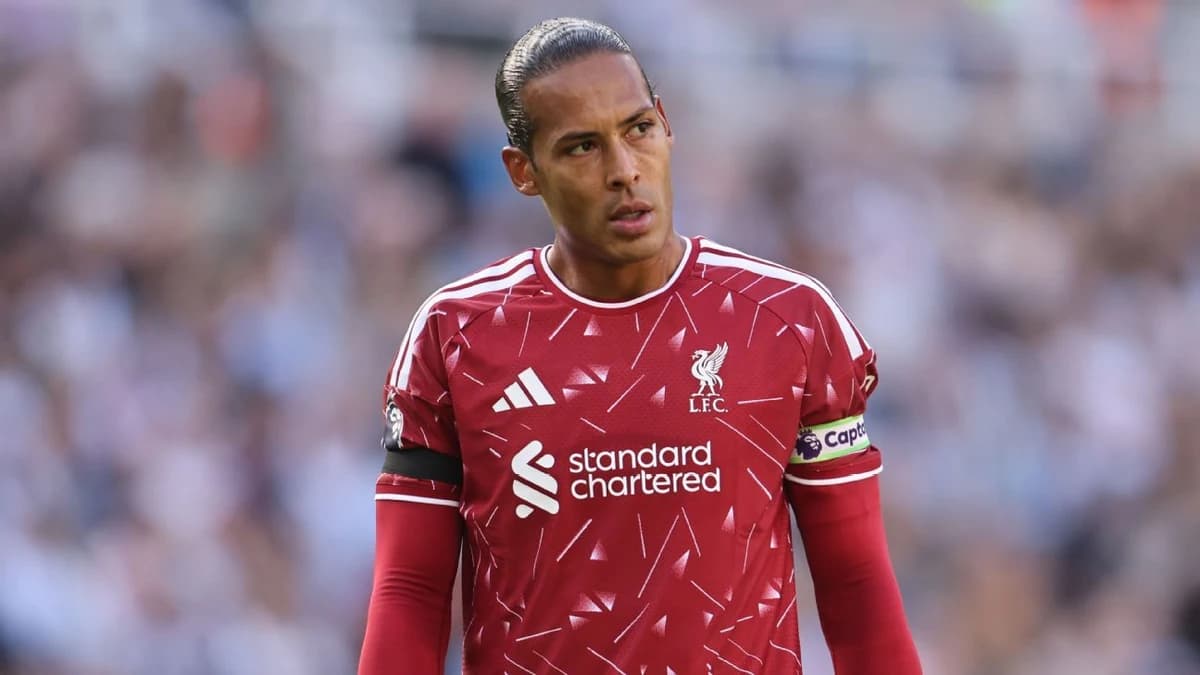 Van Dijk 'trusts' Liverpool in transfer market