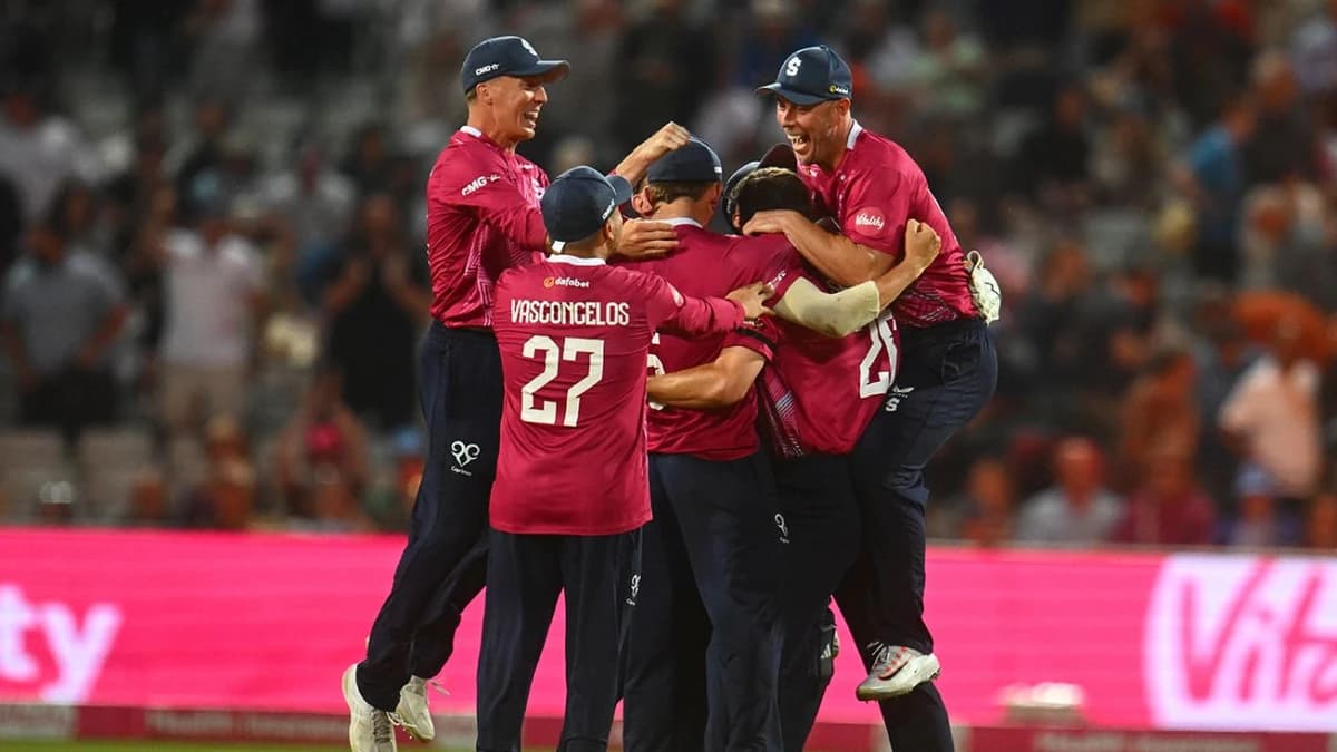 Vasconcelos leads the fight as Northants scrap for thrilling third T20 Blast title