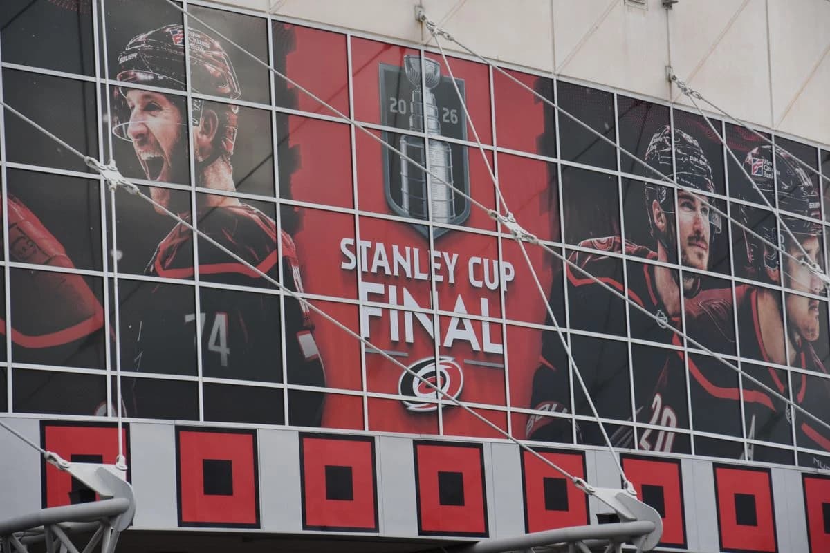 Vegas and Carolina rugged and rolling as they open a Stanley Cup Final nearly a decade in the making
