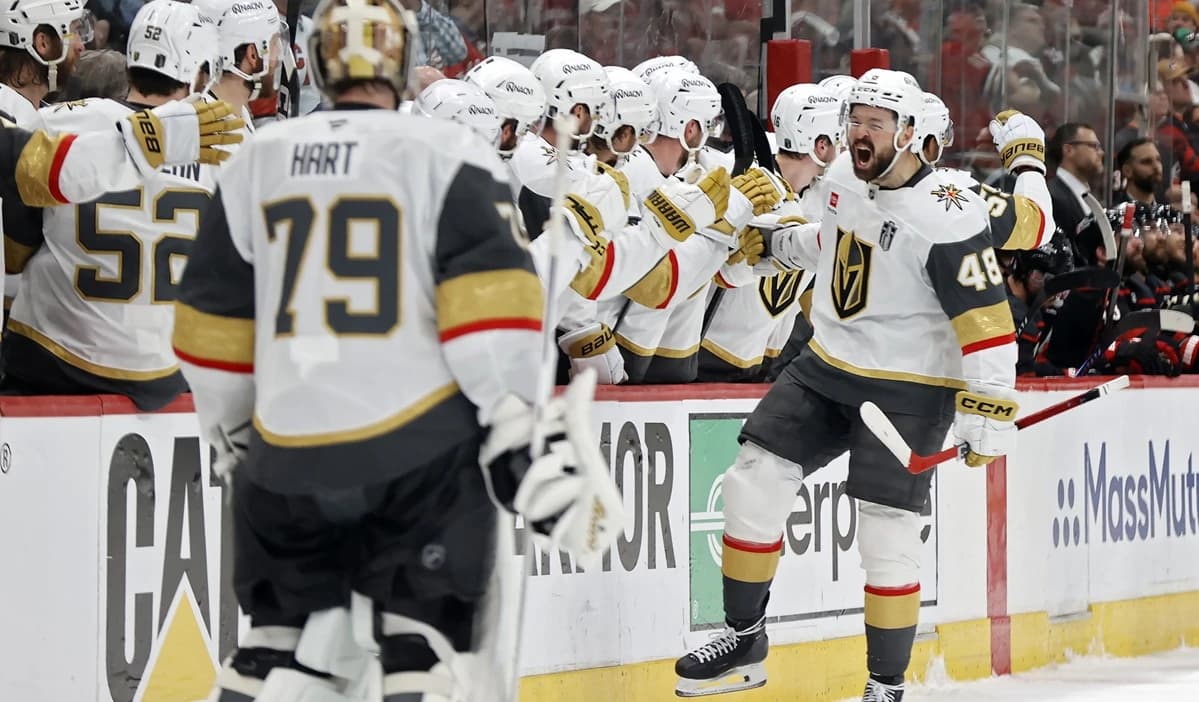 Vegas Golden Knights – Carolina Hurricanes 5-4. Start nebun în finala Cupei Stanley. Echipa din Neva