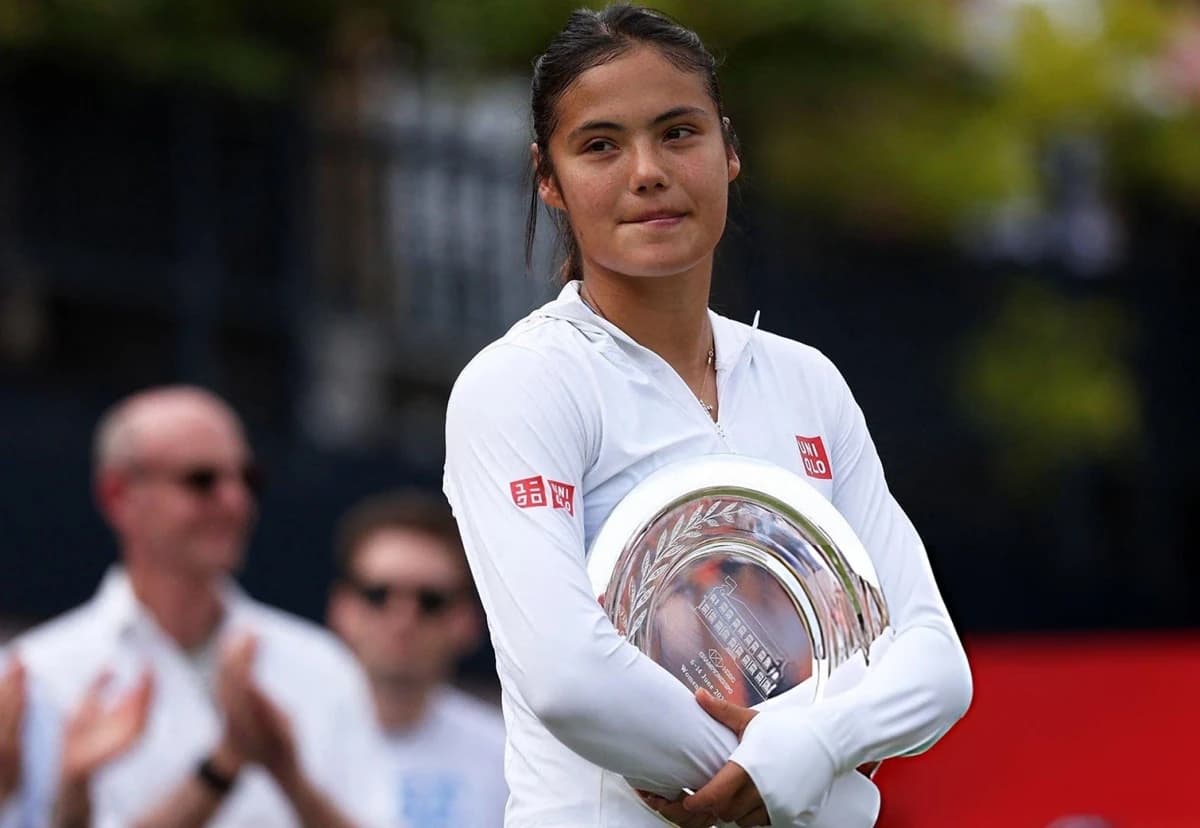 Vekic a învins-o pe Răducanu la Queen’s, câştigând primul său titlu WTA 500 / Montgomery, primul tro