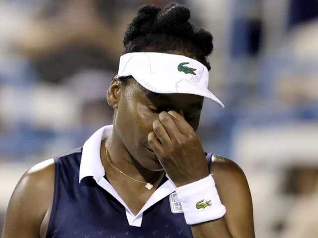 Venus Williams, făcută ”praf” după a 13-a înfrângere la rând: ”Retrage-te! Chiar nu ai bun simț?”