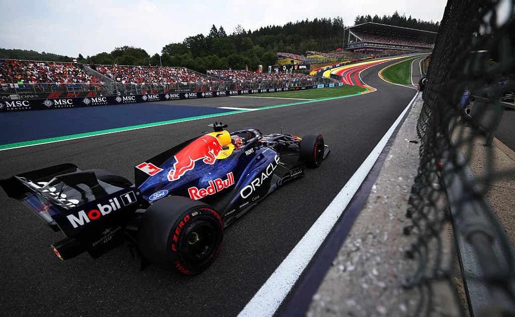Verstappen credits Hadjar role for his front row start - RACER