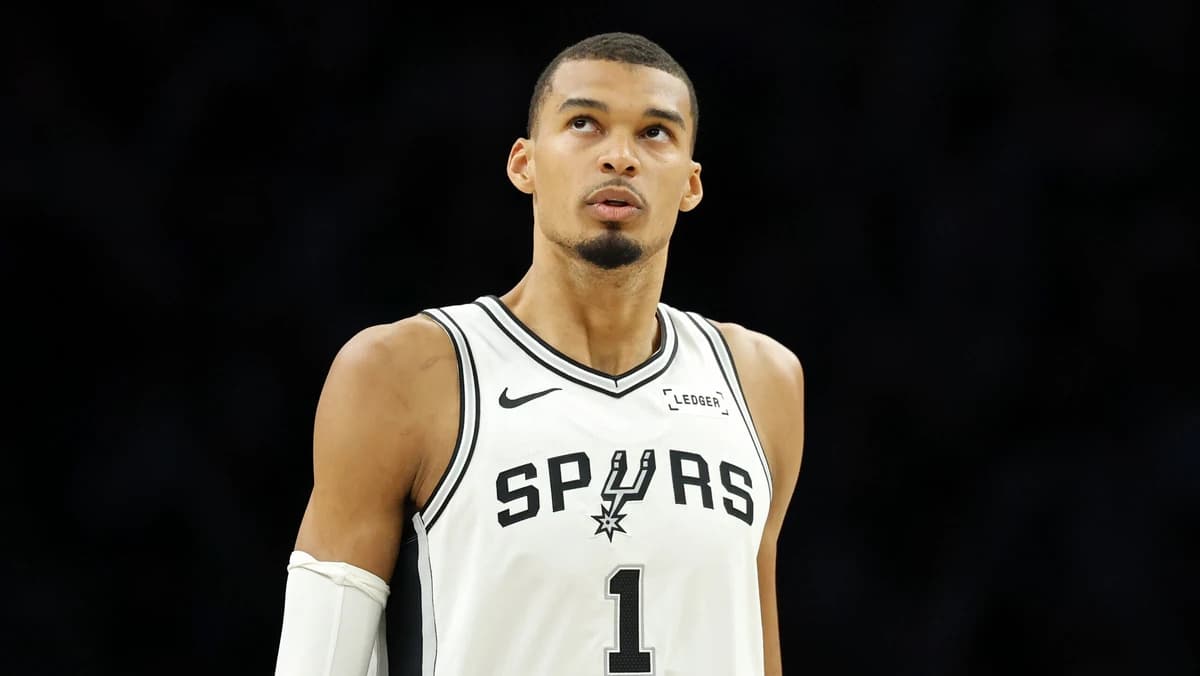 Victor Wembanyama ejected on flagrant foul in Spurs' Game 4 loss