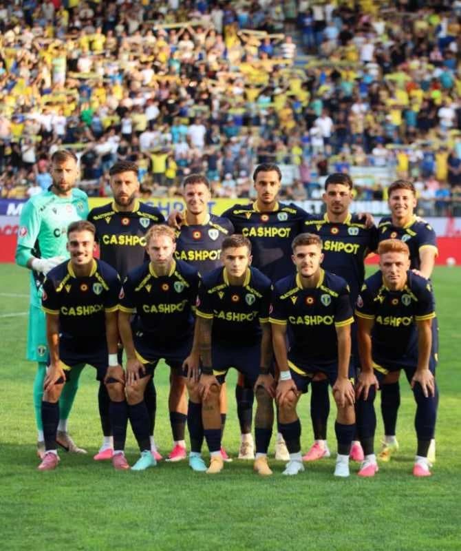 VIDEO Fotbal: Petrolul Ploiești, victorie la limită cu Dinamo (1-0), în Superligă