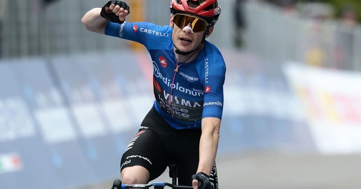 Vingegaard, a doua victorie de etapă în Giro 2026 şi a 50-a din carieră! L-a învins din nou pe Gall