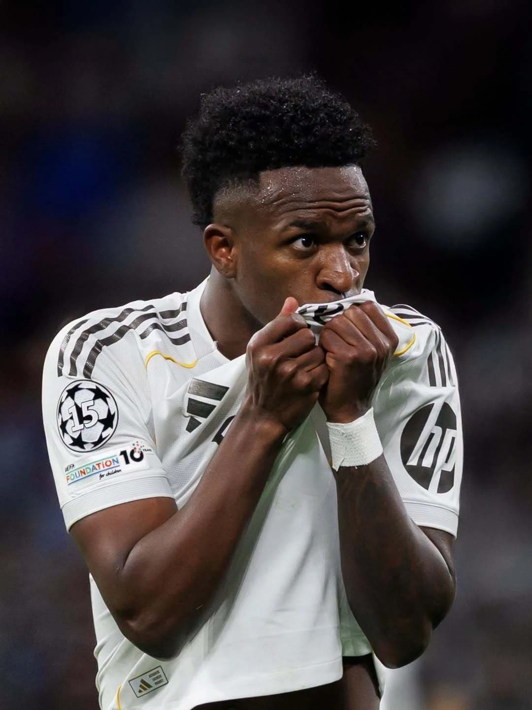 Vinicius şi-a prelungit contractul cu Real Madrid până în 2032