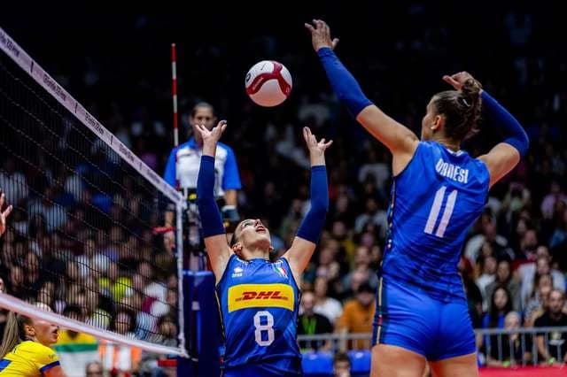 Volei feminin: Italia – Polonia şi Serbia - Turcia, în semifinalele CE2026; România, pe locul 17