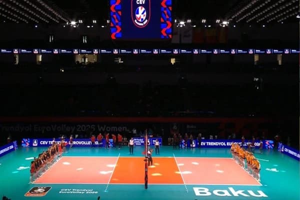 Volei feminin: România pierde, în decisiv, meciul de debut cu Ţările de Jos de la Campionatul Europe
