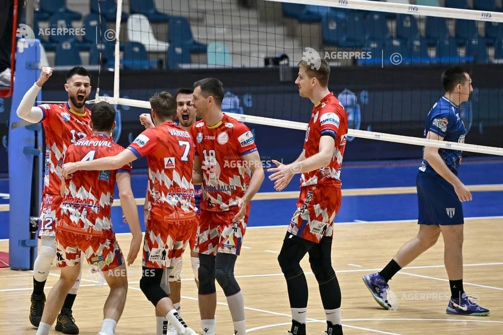 Volei masculin: Arcada Galați, victorioasă în primul meci al finalei Diviziei A1