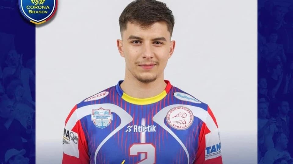 Volei masculin: Corona l-a transferat pe David Dinculescu