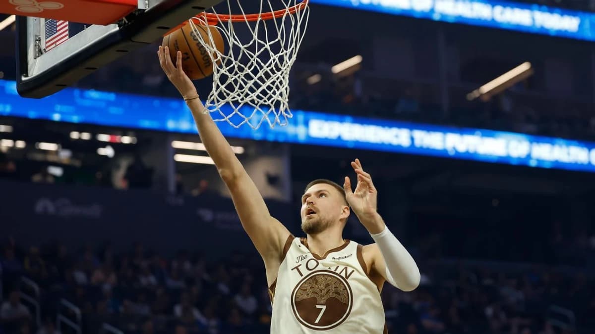 Warriors' Porzingis out indefinitely but will remain around team