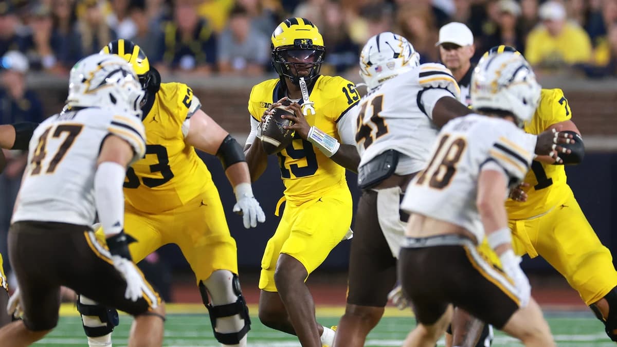 Was Western Michigan robbed? Evidence, rules expert question decision to give Michigan one more seco