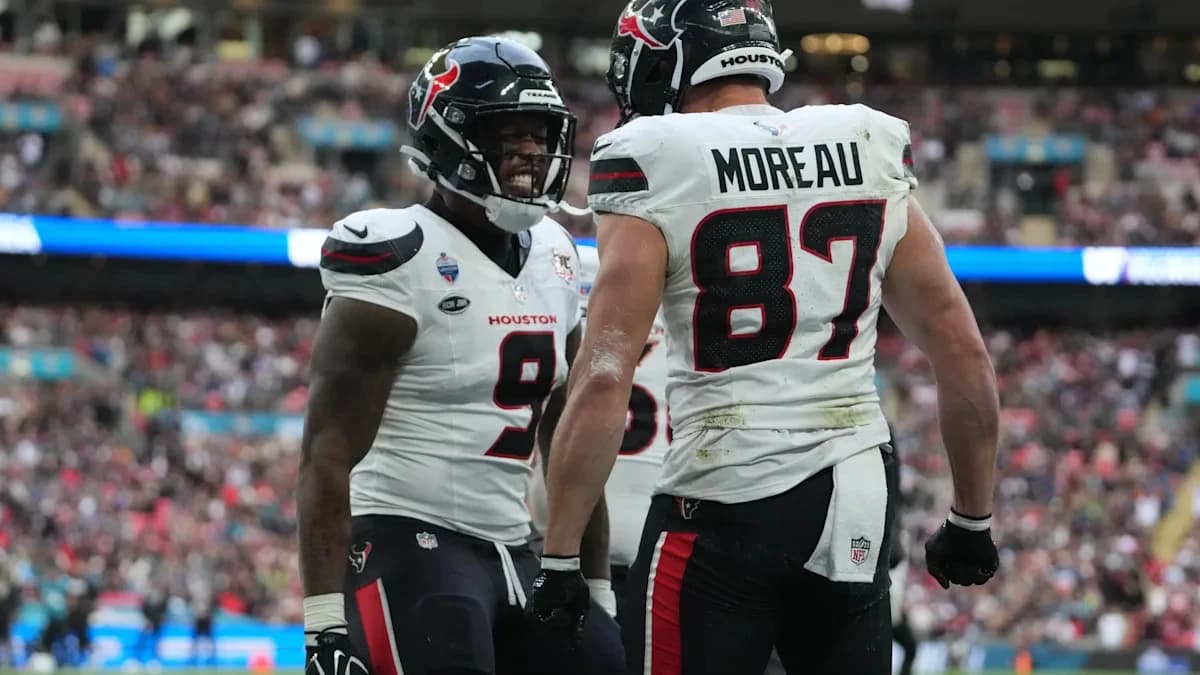 WATCH: Texans TE Foster Moreau with second TD of game vs Jaguars in London