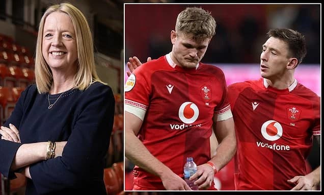 'Welsh rugby has two choices - cut one of its clubs or face cataclysmic collapse. We must be brave a