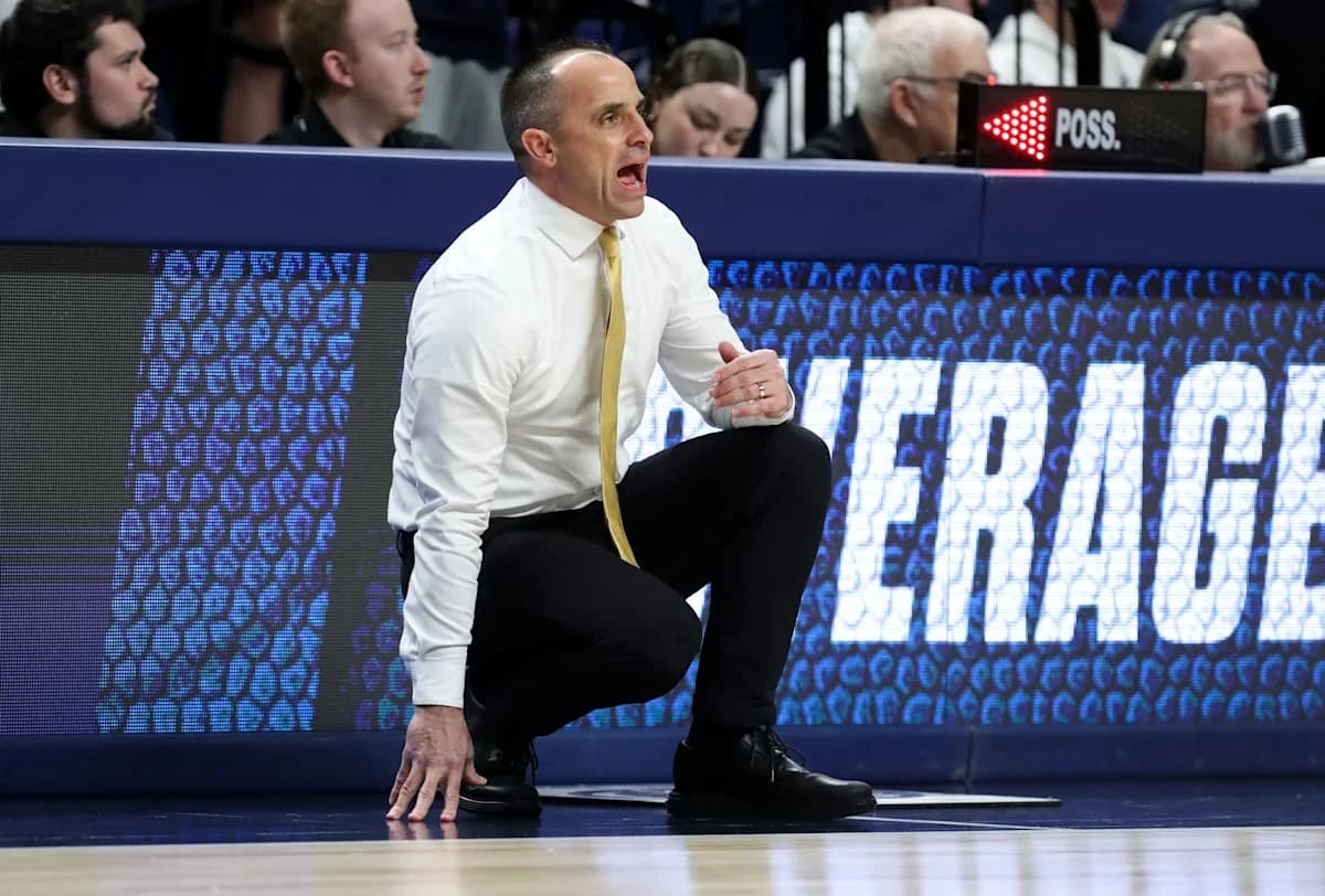 Where does Iowa stand in recruitment of 4-star PG Jaxson Davis?