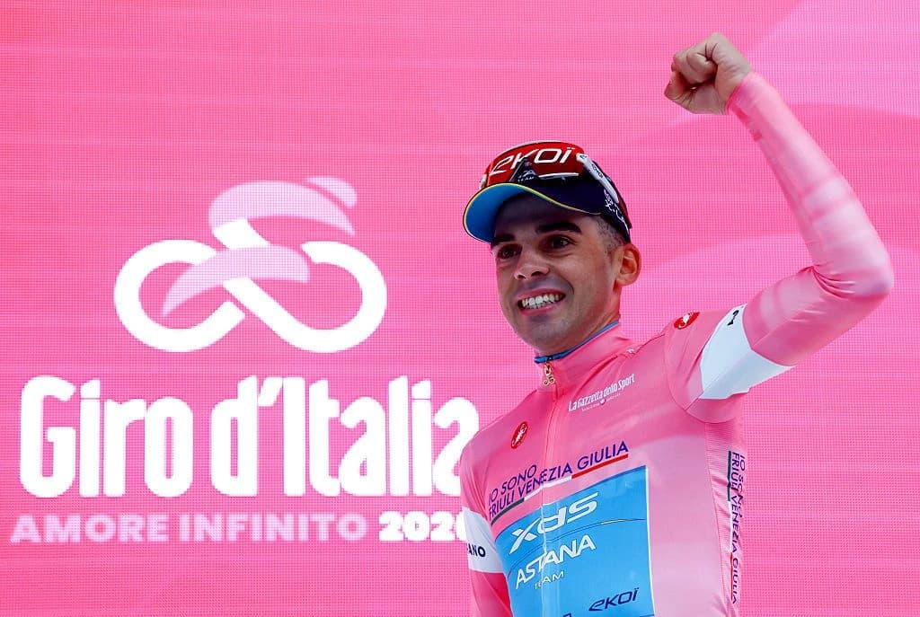 Who is leading the Giro d'Italia 2026? Thomas Silva moves into race lead