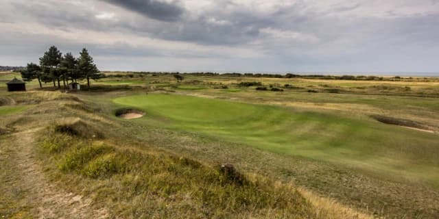 Why entering some opens at golf clubs can be unfair