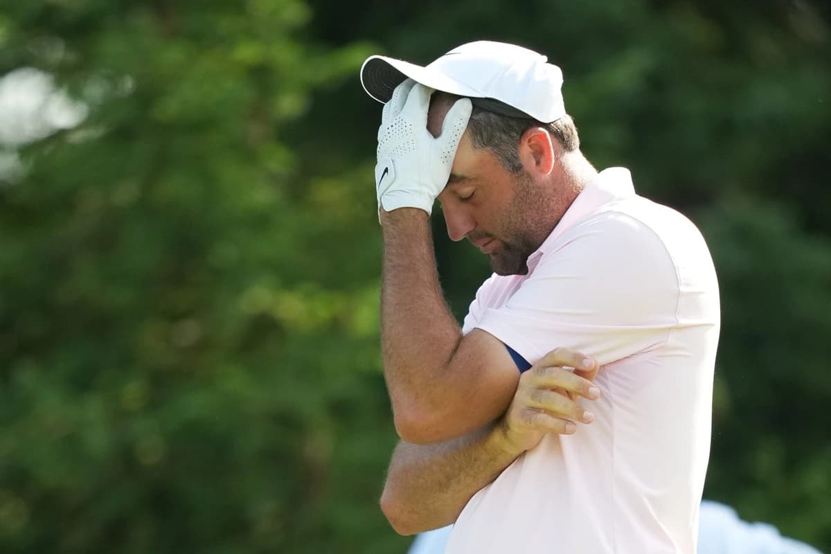 Why Scottie Scheffler will be at a disadvantage at the Tour Championship if he's still FedEx Cup lea