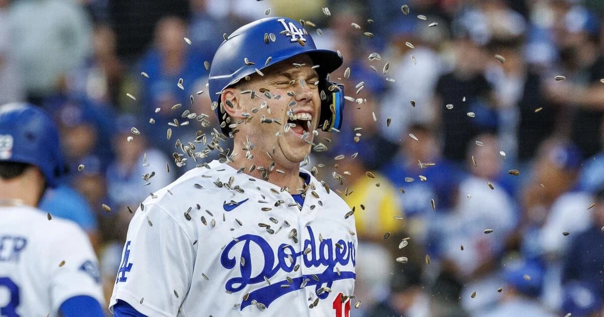 Will Smith and Alex Call help Dodgers overcome mistakes in win over Giants