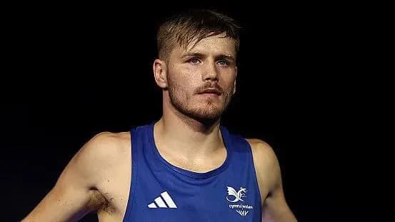 Williams guarantees first Wales boxing medal