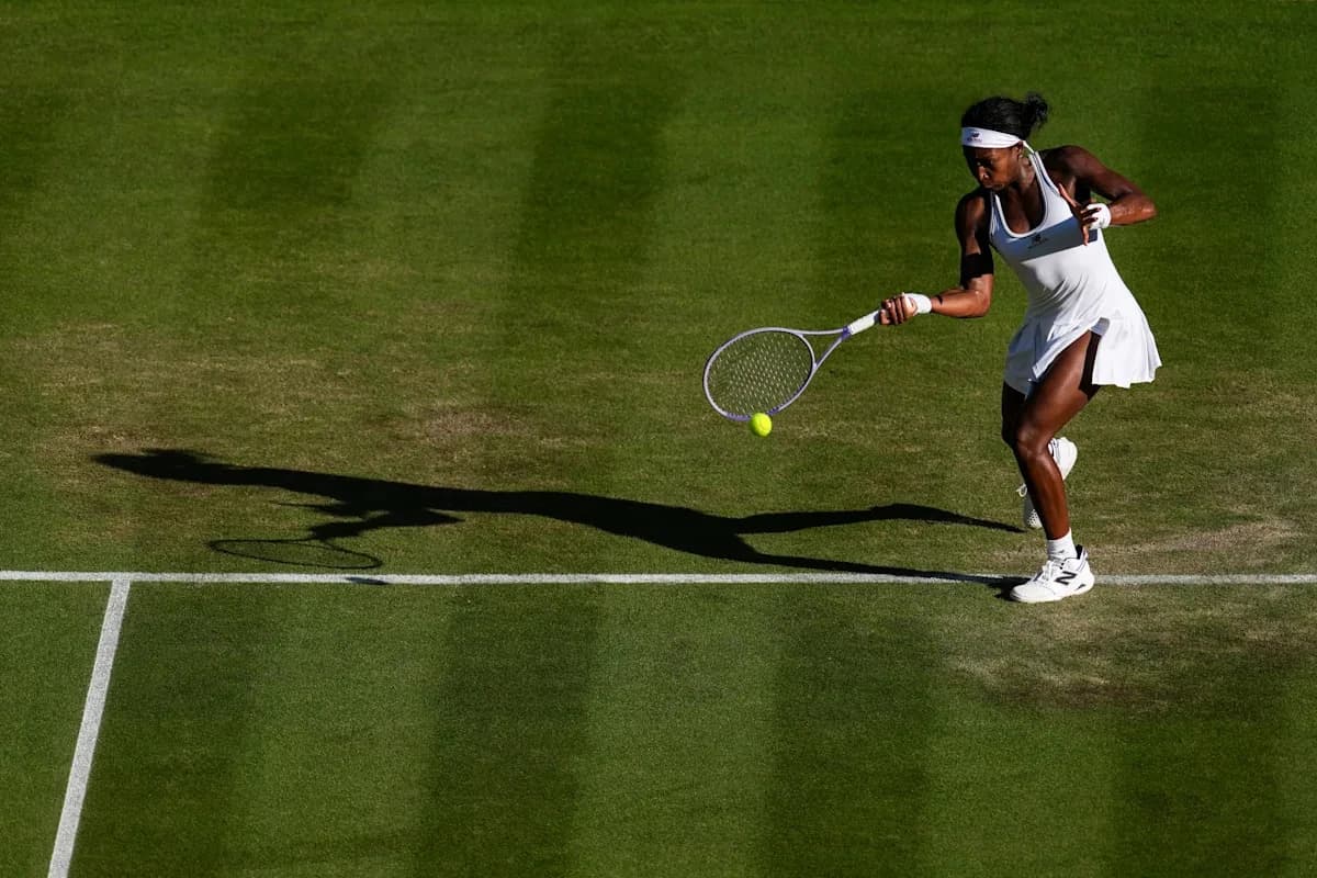 Wimbledon 2026: Coco Gauff overcomes tough third-round match vs. Claire Liu to advance