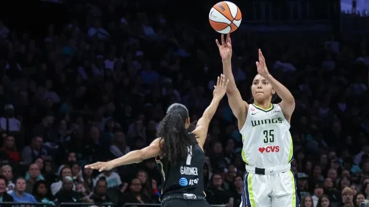 Wings' Azzi Fudd ties Caitlin Clark with incredible outburst