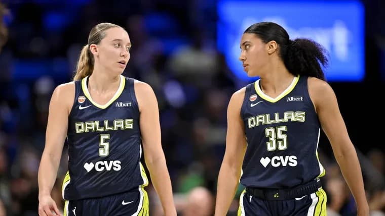 Wings' Paige Bueckers sets Azzi Fudd up early and often in lopsided win