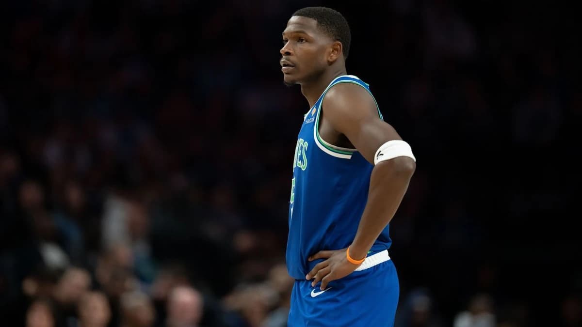 Wolves say Edwards will be 'good as new' after knee surgery