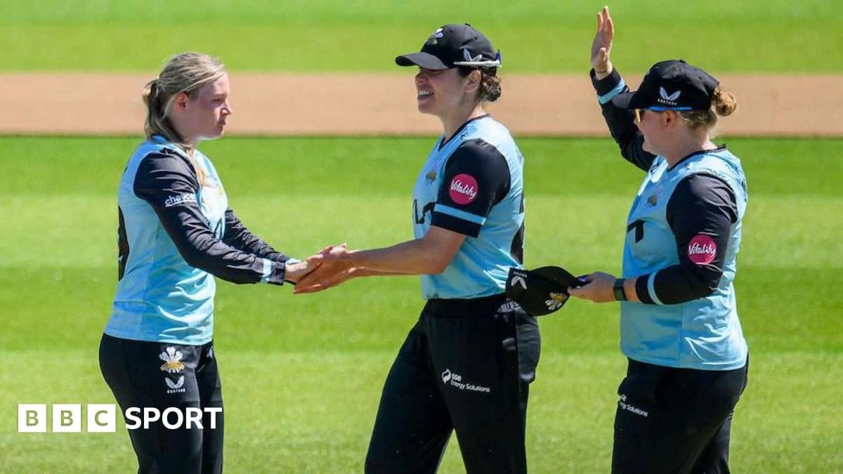 Women's T20 Blast: Surrey maintain perfect by beating Yorkshire