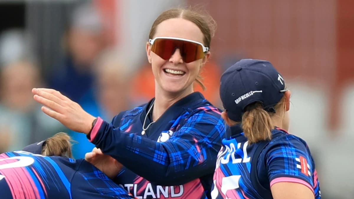 Women's T20 World Cup: Scotland hammer Ireland by 40 runs to claim their first win in tournament his
