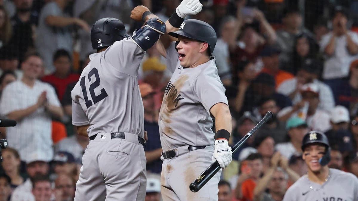 Yankees roll to their eighth straight win