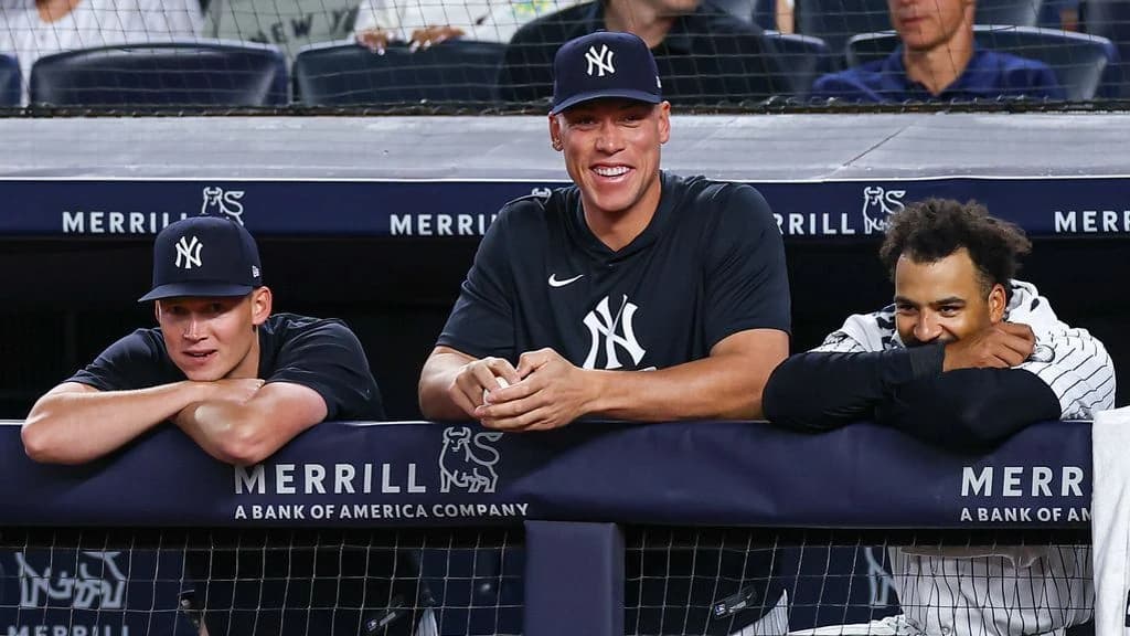 Yanks' Judge plays catch for first time in rehab