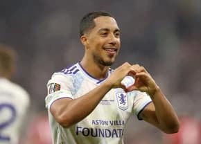 Youri Tielemans a semnat cu Manchester United până în 2031