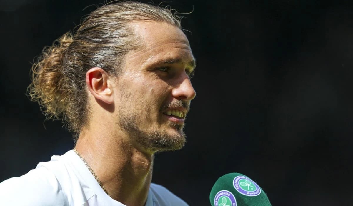 Zverev a stârnit hohote de râs după ce s-a calificat în finala Wimbledon. Întrebarea de la care a în