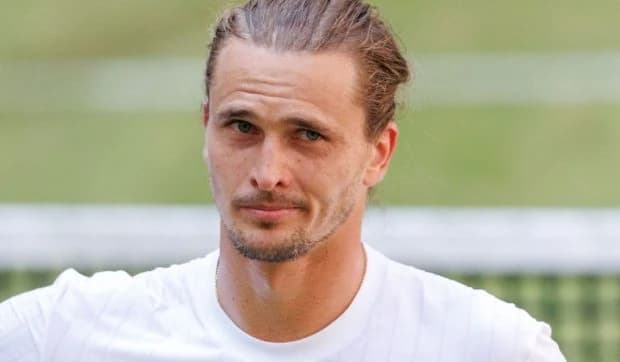 Zverev, obligat să consume cantități uriașe de zahăr după o eroare a senzorului de diabet