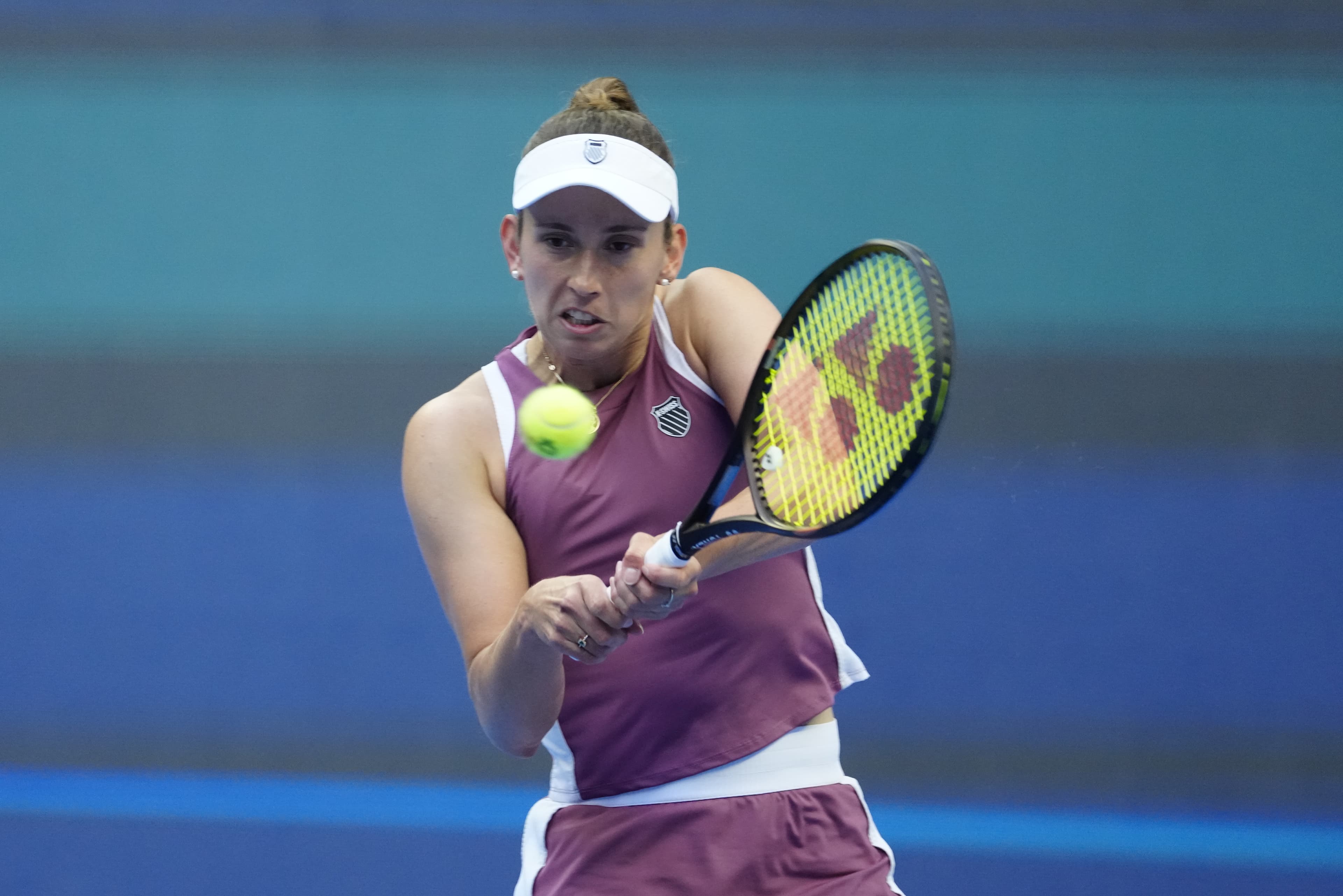 Mertens beats Gauff for first time in six meetings to make Beijing quarters