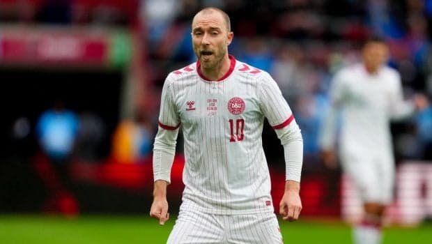 Momente de panică în Danemarca – Ucraina după ce Christian Eriksen s-a prăbușit pe teren