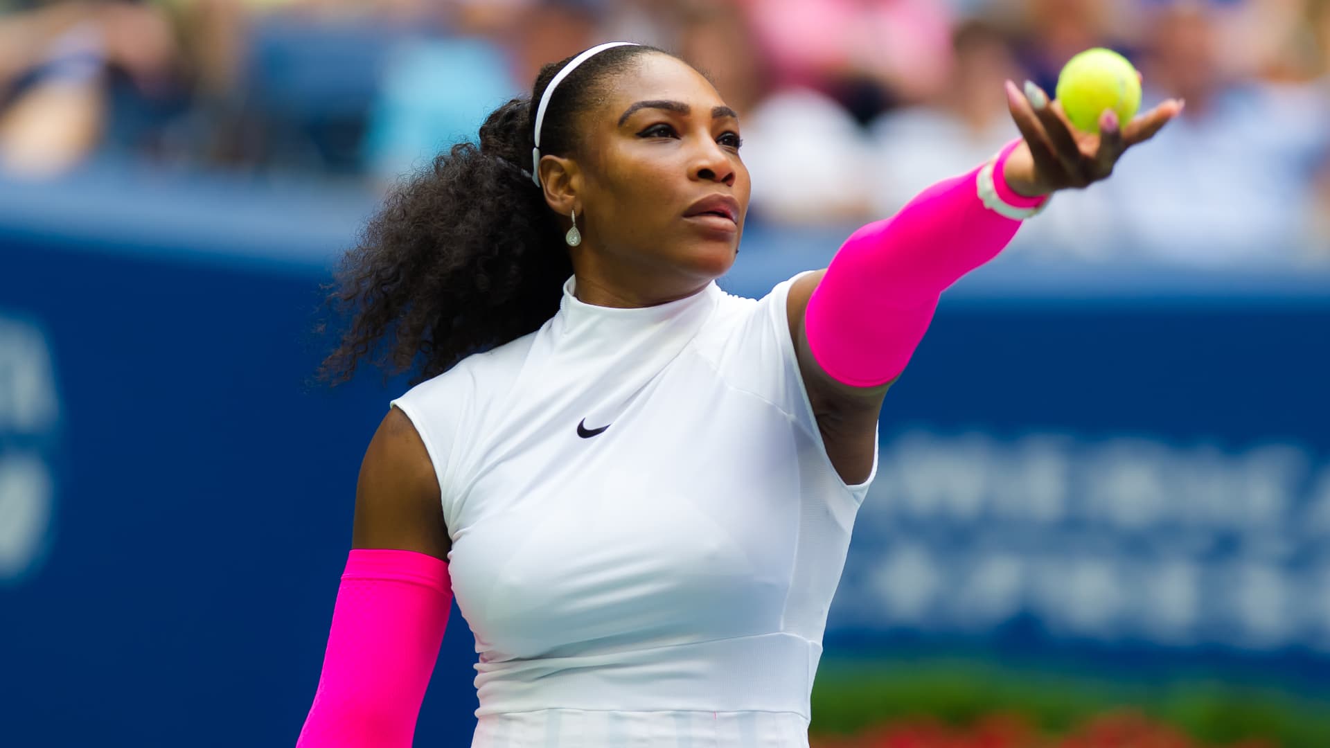 Serena Williams revine pe terenul de tenis. Fostul lider mondial debutează în proba de dublu de la Q